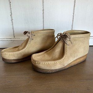 Clarks Original Wallabee Chukka Boots tan suede size 8 M